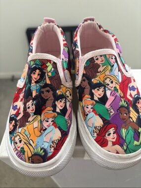 Girls' Slip-On Canvas Shoes with Colorful Cartoon Character Print